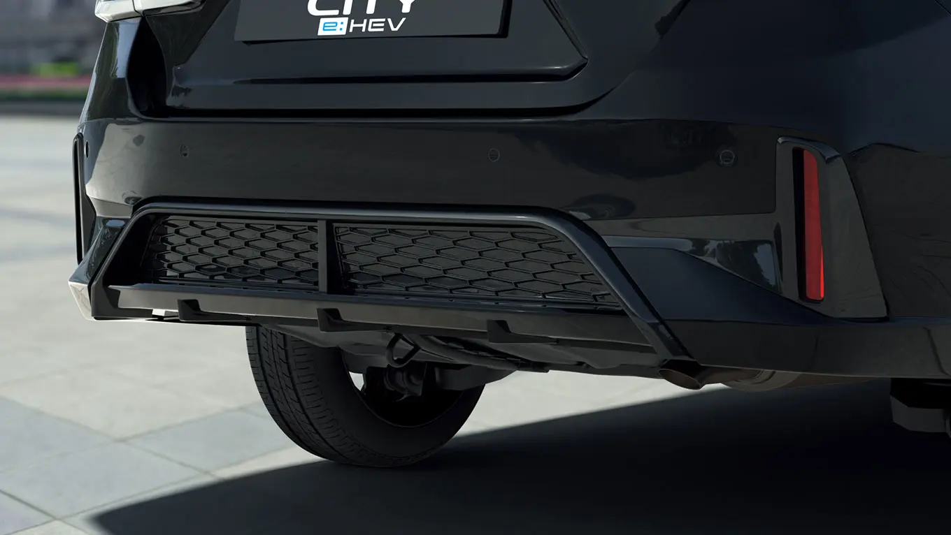 Signature Matrix-Mesh Lower Bumper Garnish